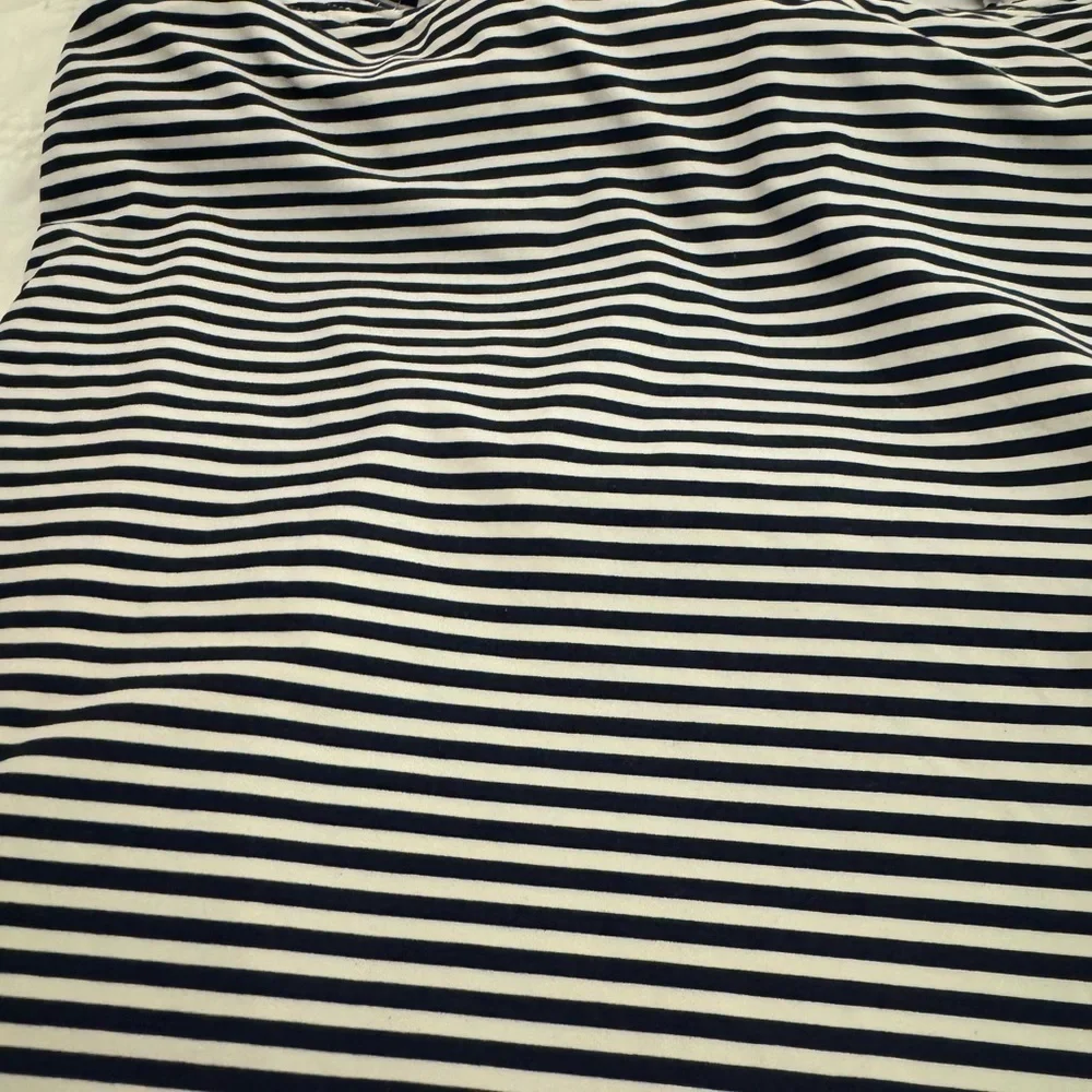 Bond-Eye Australia Striped Twist Tankini Swimsuit Swim Top. Size 8